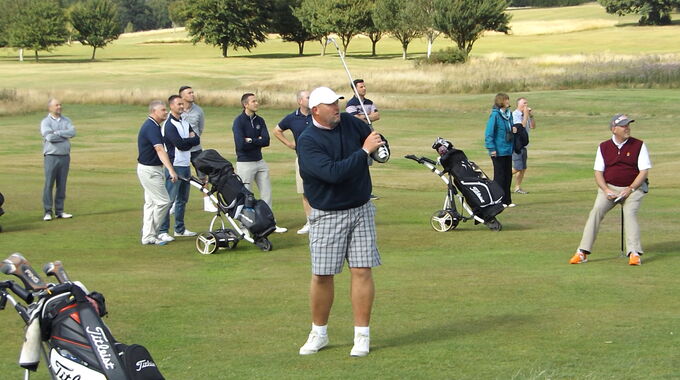 Leigh Woodward approach shot to the 18th.